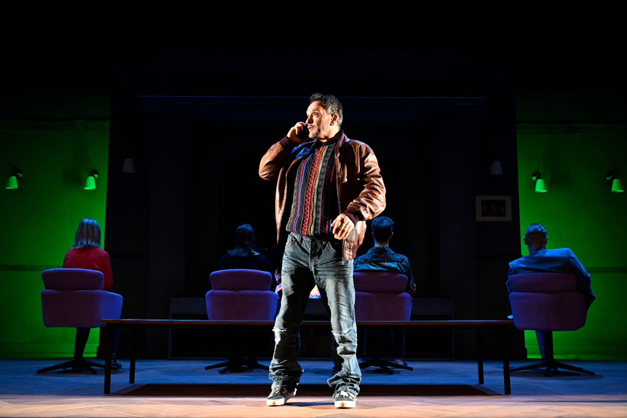 Hinten: Anna Döing, Moira Pawellek, Vincent John, Jan -Hendrik Kroll  Vorne: Guido Thurk 